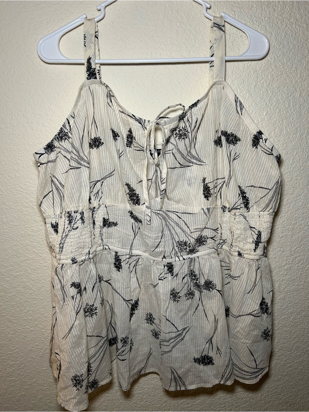 Torrid Plus Size Floral Tie-Front Cami Top Fall Casual Beach Festival Light 3XL - Picture 2 of 8